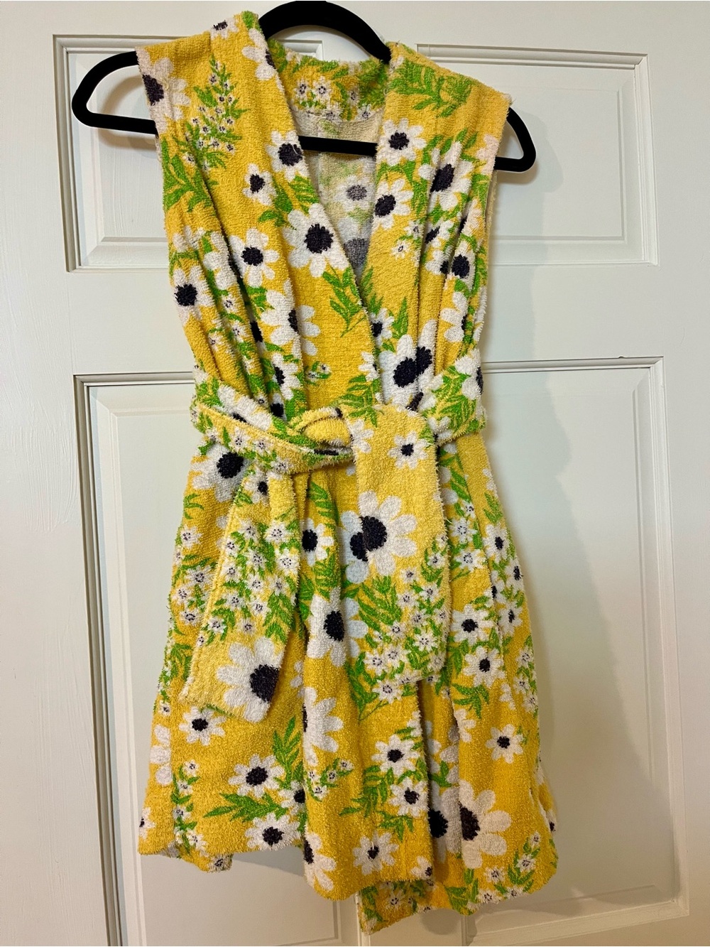 Vintage 1960s Daisy Print Terrycloth Wrap Dress Beach Cover Up Women’s S or M